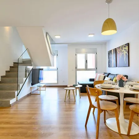 Brand New Spacious Duplex 100m From The *