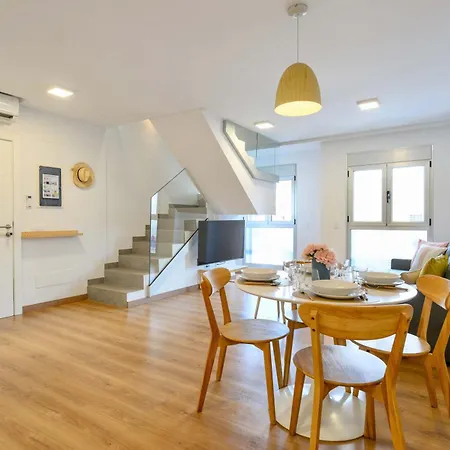 Brand New Spacious Duplex 100m From The Las Palmas de Gran Canaria