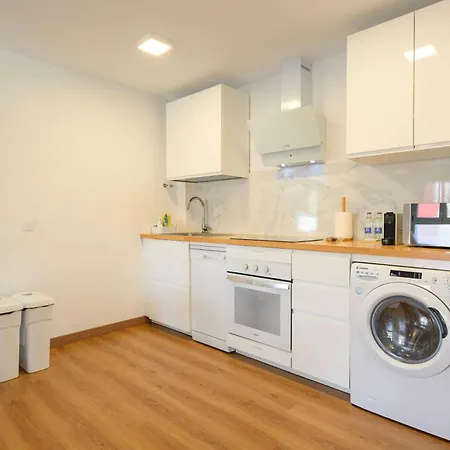 Apartment Brand New Spacious Duplex 100m From The